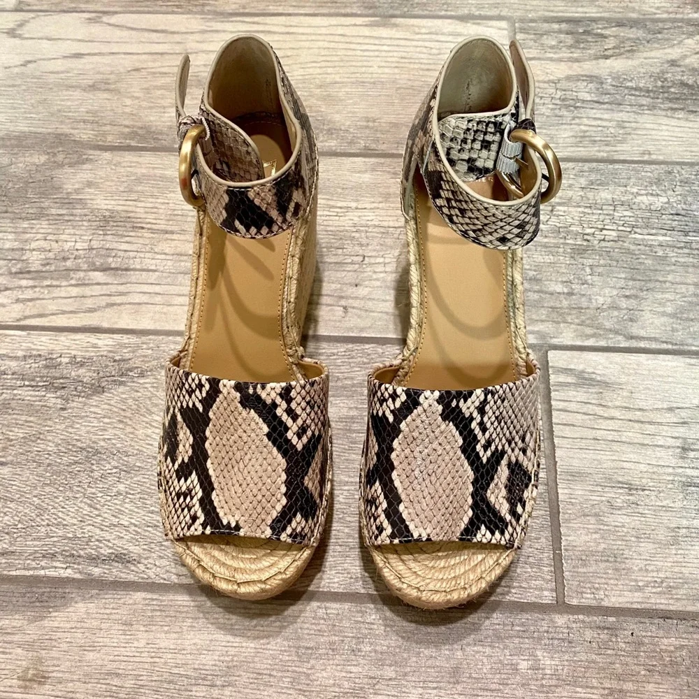 Marc Fisher Snakeskin Espadrille Sandal Sz 9 - Picture 4 of 5